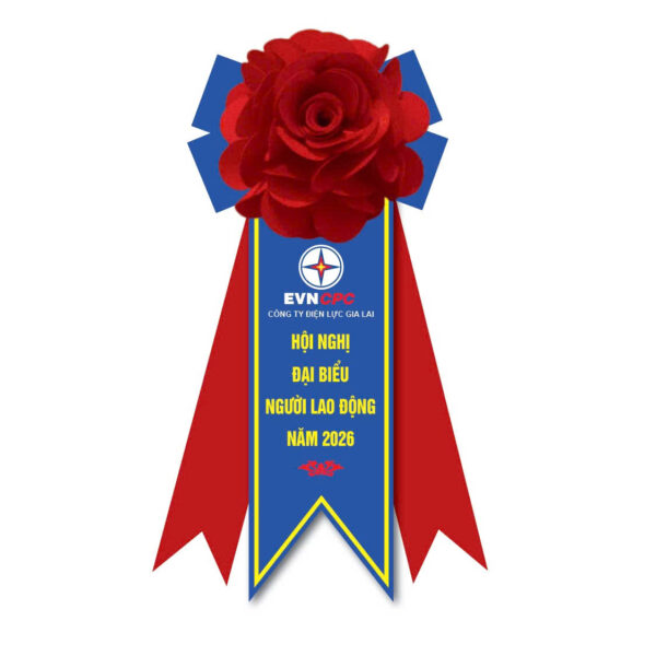 Hoa cài ngực áo đại biểu