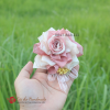 Hoa cài áo voan xốp hồng