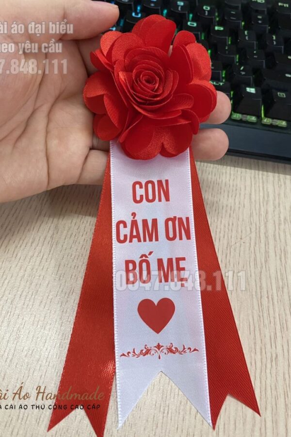 Hoa Cài Áo Lễ Trưởng Thành Hoa Cài Áo Lễ Trưởng Thành