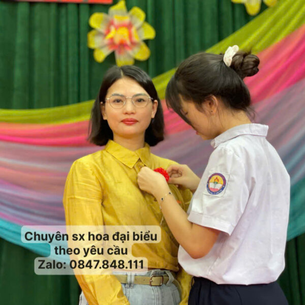 Hoa Cài Áo Lễ Tốt Nghiệp
