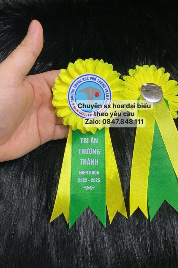 Hoa Cài Áo Lễ Tốt Nghiệp - Tri Ân Trưởng Thành